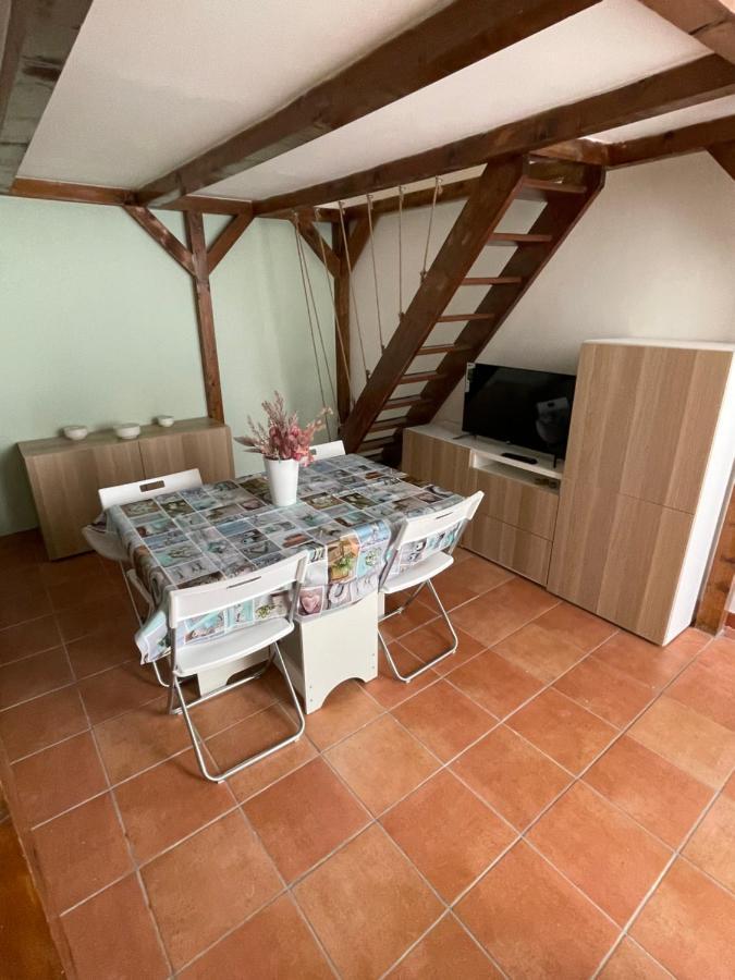 La Casa Di Santa' Apartment Napoli Bagian luar foto